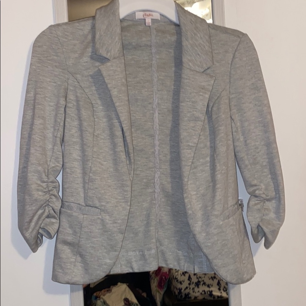 Gray blazer with two pockets
